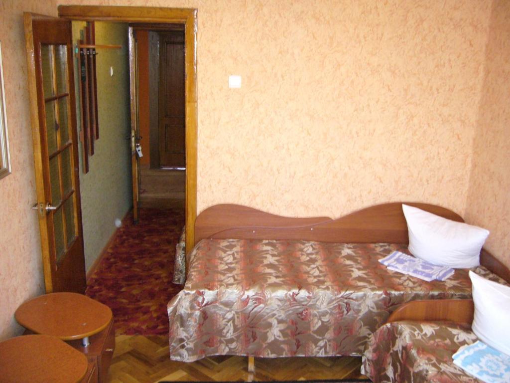 Hotel Profspilkovyi Lutsʼk Værelse billede